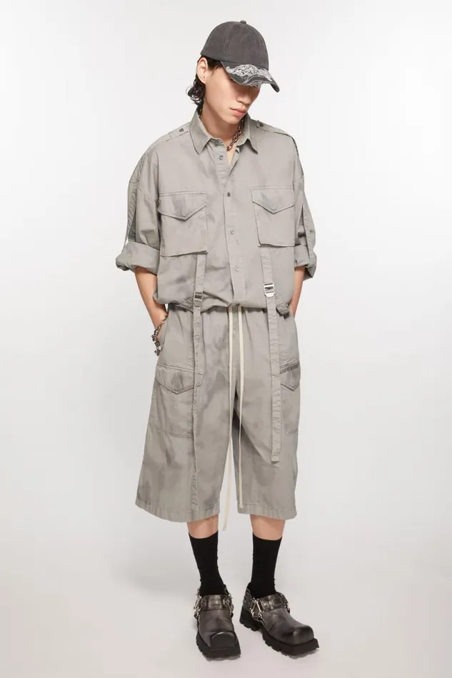 Acne Studios Cargo Shorts Mid Grey Men Shorts Acne Studios Cargo Shorts Mid Grey Men Shorts