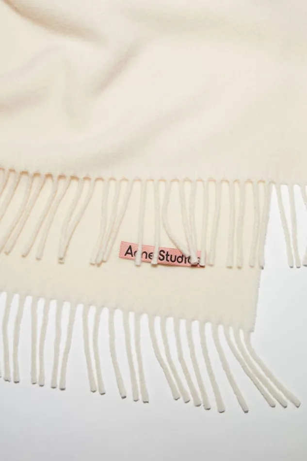 Acne Studios Fringe Wool Scarf 8211 Oversized Warm White Men Scarves Acne Studios Fringe Wool Scarf 8211 Oversized Warm White Men Scarves