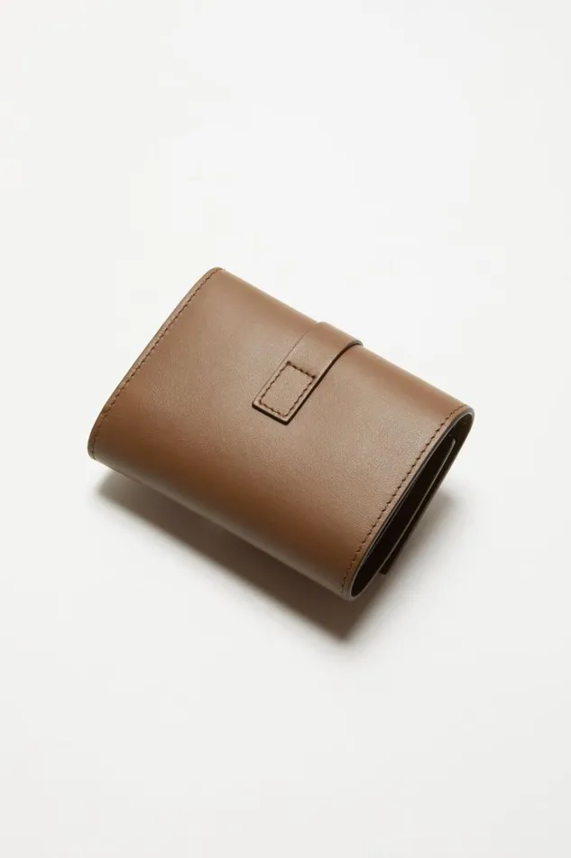 Acne Studios Musubi Folded Wallet Camel Brown Men Bags Acne Studios Musubi Folded Wallet Camel Brown Men Bags