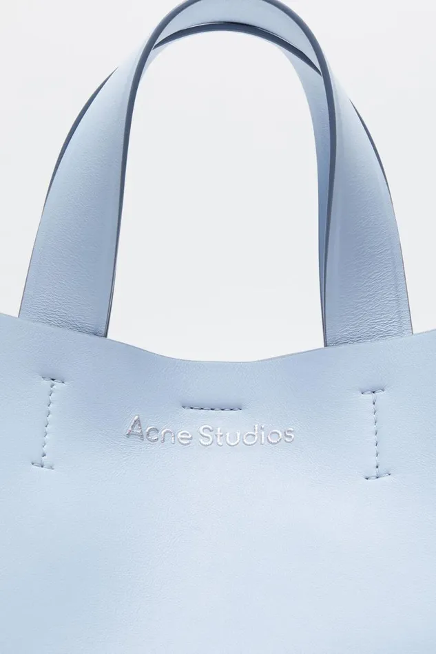 Acne Studios Musubi Midi Tote Baby Bluebrown Women Bags Acne Studios Musubi Midi Tote Baby Bluebrown Women Bags