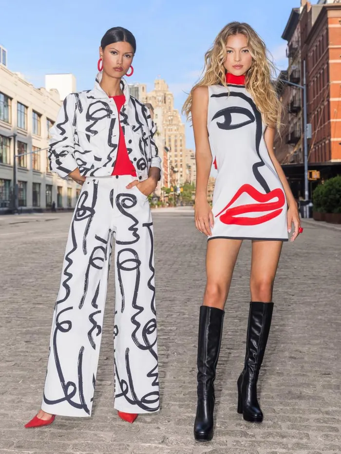 Alice Olivia AO X KOKETIT CHLOE BOXY CROPPED JACKET Around The World Women Jackets Coats