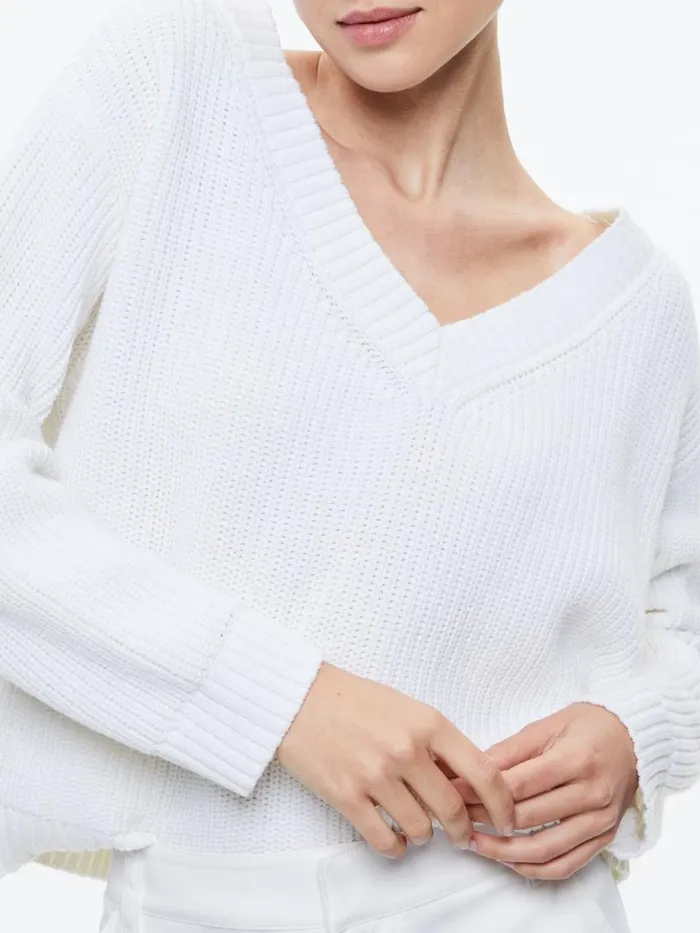 Alice Olivia ALITA RELAXED V NECK PULLOVER Oatmeal Heather Women Sweaters
