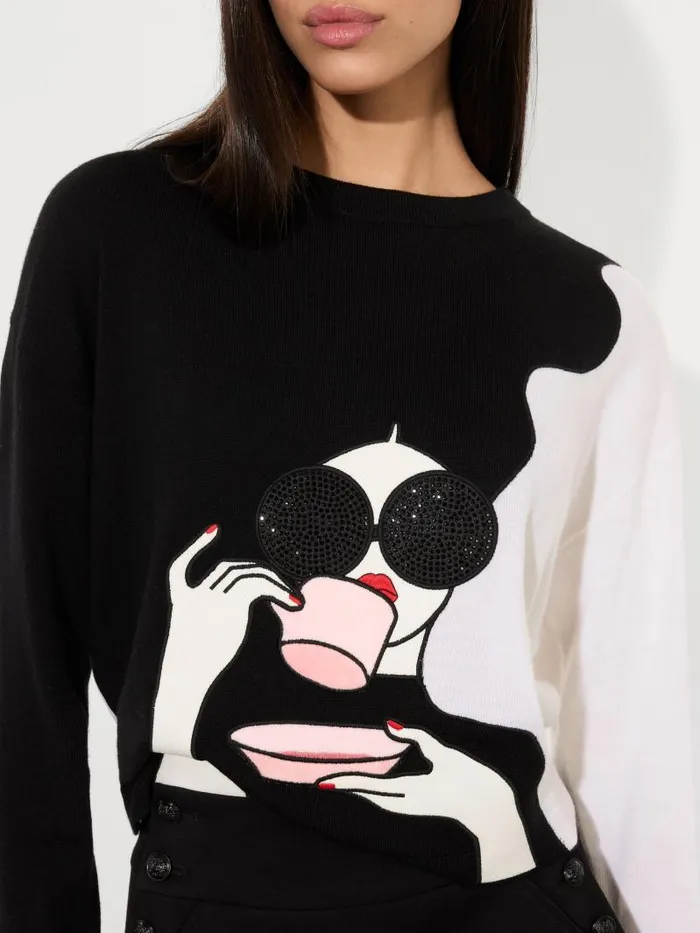 Alice Olivia GLEESON STACEFACE PULLOVER Blacksoft White Multi Women Sweaters