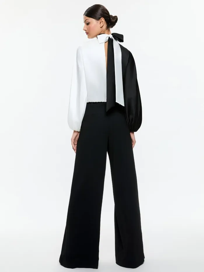 Alice Olivia MAHOGANY TWIST NECK CROPPED TOP Blackoff White Women Tops