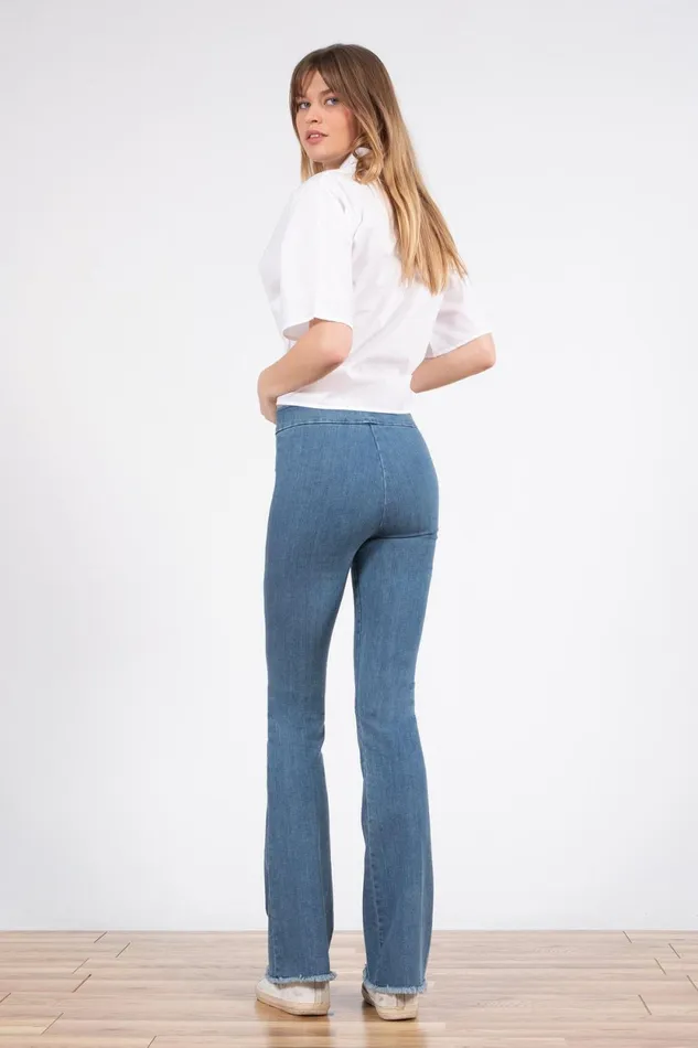 Avenue Montaigne BELLINI Light Denim Women Pants Avenue Montaigne BELLINI Light Denim Women Pants