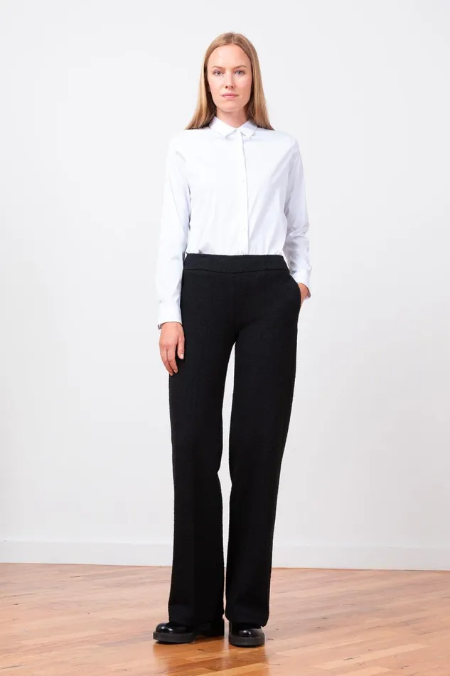 Avenue Montaigne GEORGES Boucle Black Women Pants