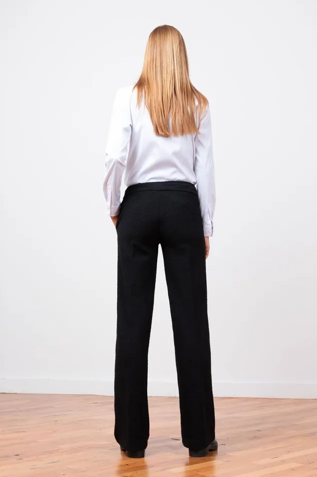 Avenue Montaigne GEORGES Boucle Black Women Pants Avenue Montaigne GEORGES Boucle Black Women Pants