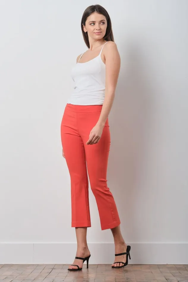 Avenue Montaigne LEO Signature Fiesta Women Pants