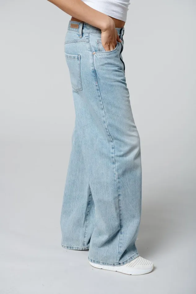 BLANK NYC Jeans Home Free Jean 8211 Women