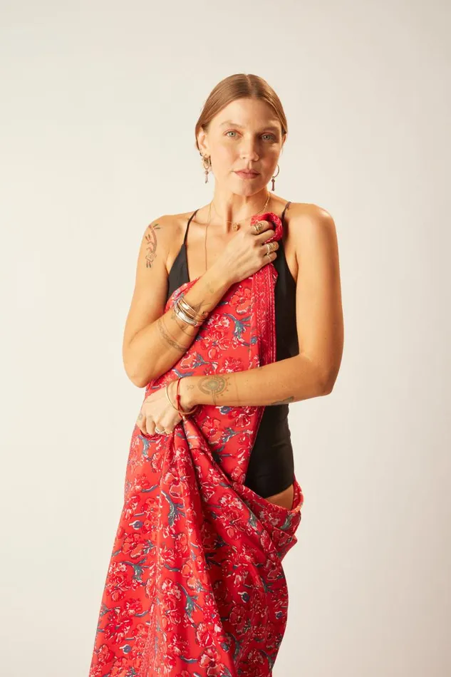 Bottoms Shop Natalie Martin SARONGSCARF Silk Watercolor Vermillion