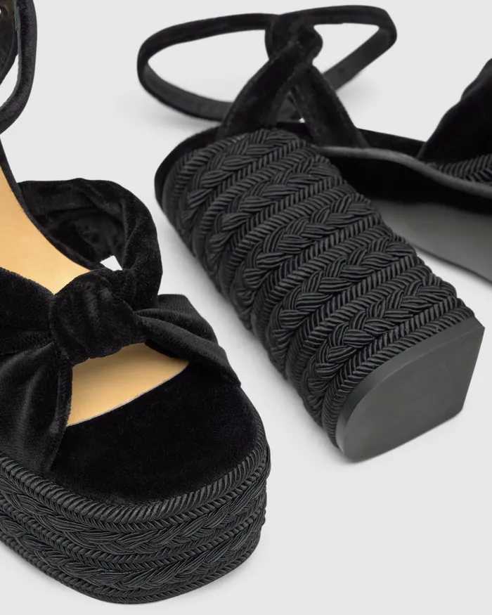 Castaer Fergy243 Negro Women Heels