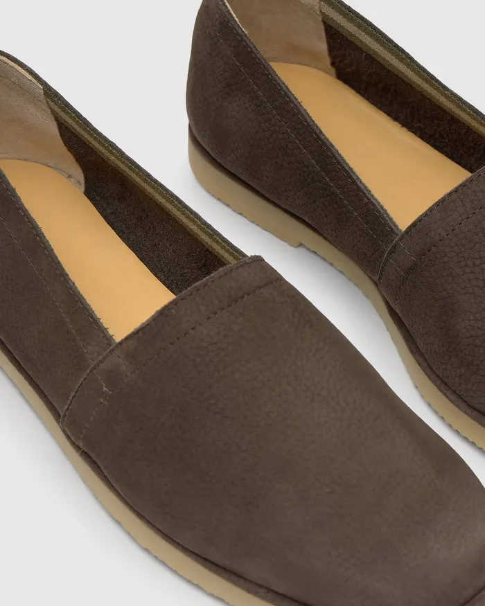 Castaer Pau166 Marron Osc Men Flat Shoes