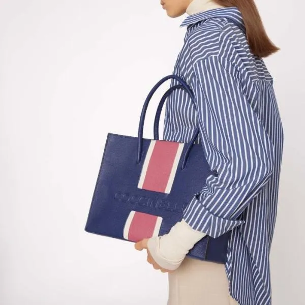 Coccinelle Myrtha College Patch Medium Royrosewolamb Women Coccinelle Top Handle Bag Coccinelle Myrtha College Patch Medium Royrosewolamb Women Coccinelle Top Handle Bag