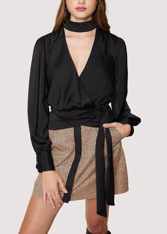 Eyes On Me Top Black Women Lost Wander Tops