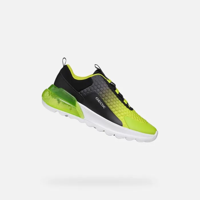 Kids Geox Sneakers ACTIVART ILLUMINUS JUNIOR BlackLime Low Top Sneakers Blacklime