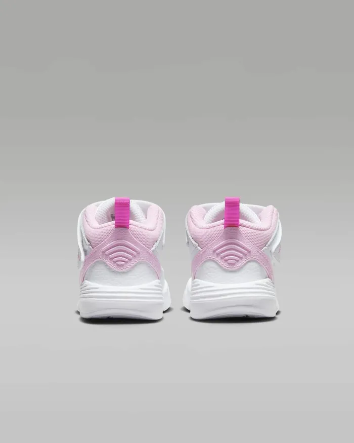 Kids Nike Jordan Jordan Max Aura 5 Whitefierce Pinkmedium Soft Pink
