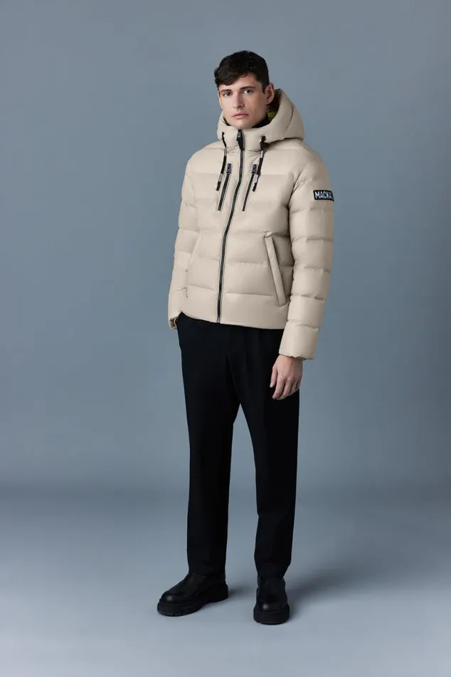 Light Down Jackets Men Mackage VICTOR Lustrous Light Down Jacket With Hood For Men Emerald Light Down Jackets Men Mackage VICTOR Lustrous Light Down Jacket With Hood For Men Emerald