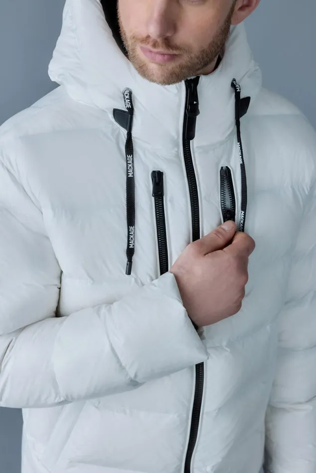 Light Down Jackets Men Mackage VICTOR Lustrous Light Down Jacket With Hood For Men Emerald Light Down Jackets Men Mackage VICTOR Lustrous Light Down Jacket With Hood For Men Emerald