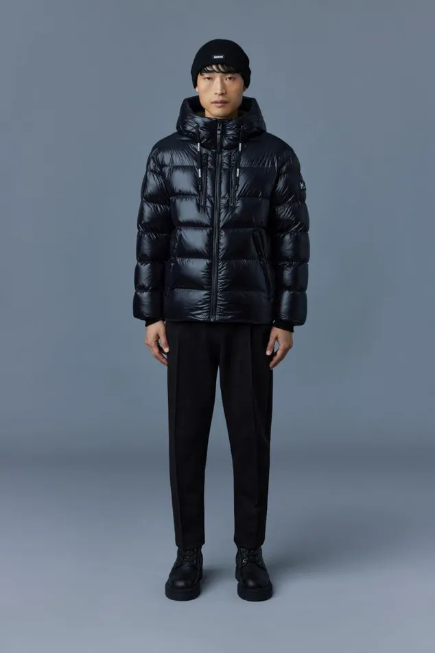 Light Down Jackets Men Mackage VICTOR Lustrous Light Down Jacket With Hood For Men Emerald Light Down Jackets Men Mackage VICTOR Lustrous Light Down Jacket With Hood For Men Emerald