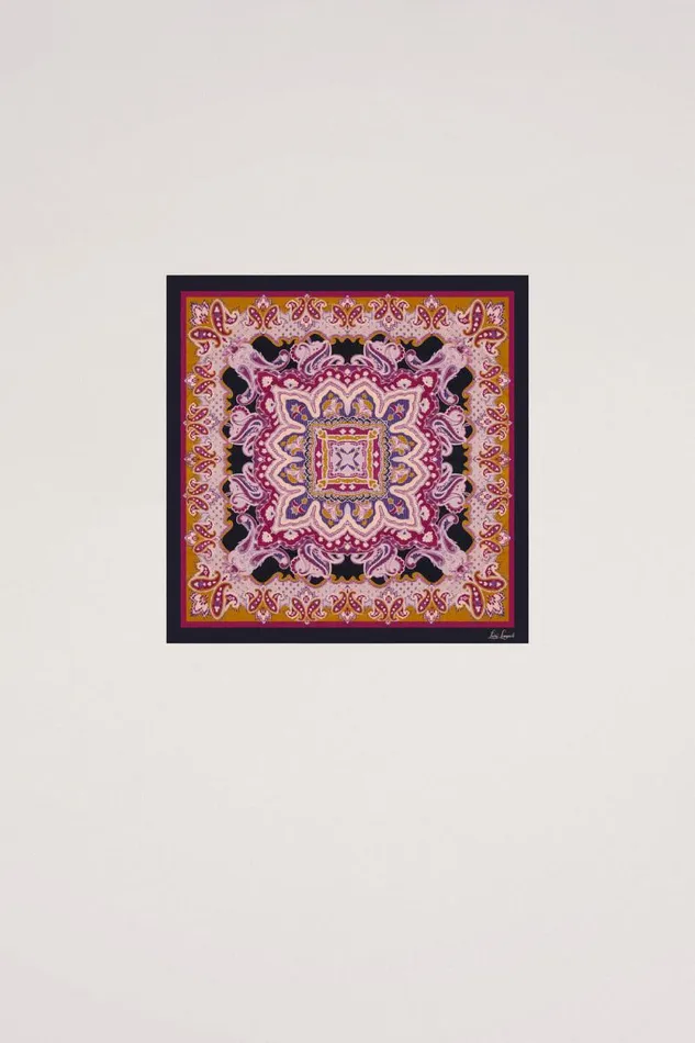 Luisa Spagnoli Radioso Women Scarves And Foulards Luisa Spagnoli Radioso Women Scarves And Foulards