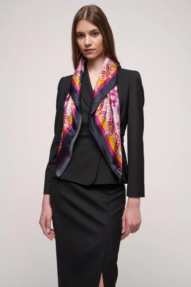 Luisa Spagnoli Radioso Women Scarves And Foulards Luisa Spagnoli Radioso Women Scarves And Foulards