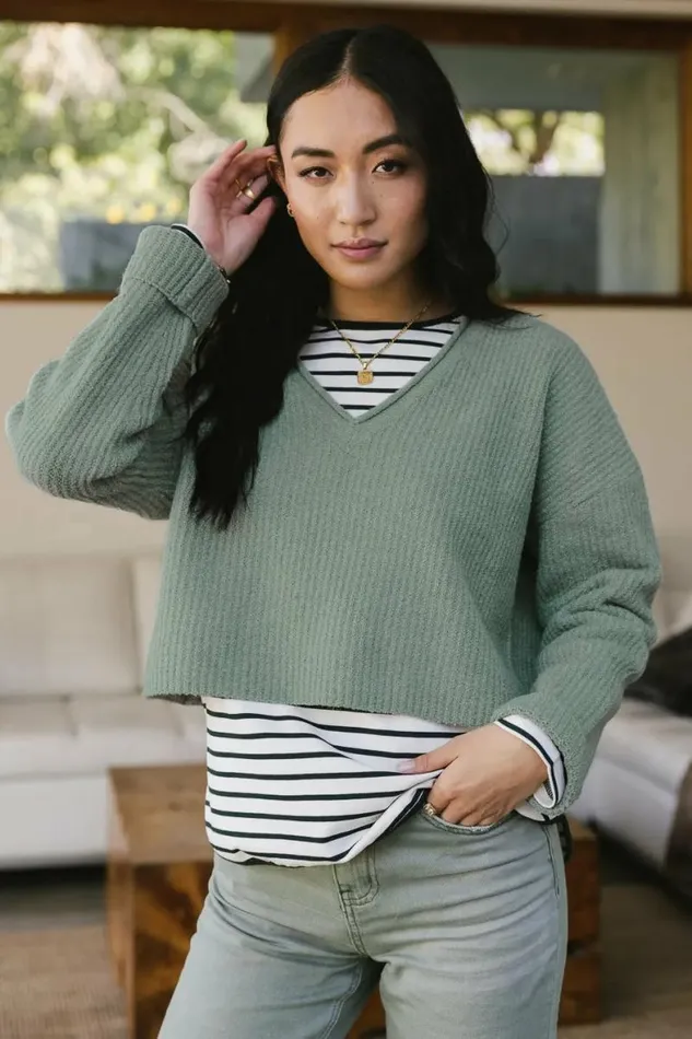 Lyra VNeck Sweater In Sage Sage Women Bohme Tops