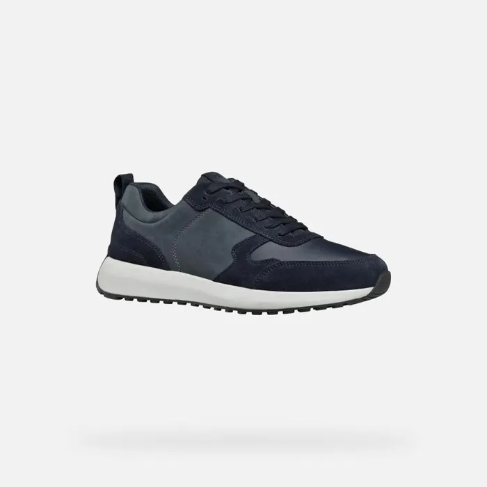 Man Geox Sneakers VOLPIANO MAN Navy Low Top Sneakers Navy