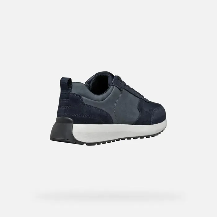 Man Geox Sneakers VOLPIANO MAN Navy Low Top Sneakers Navy