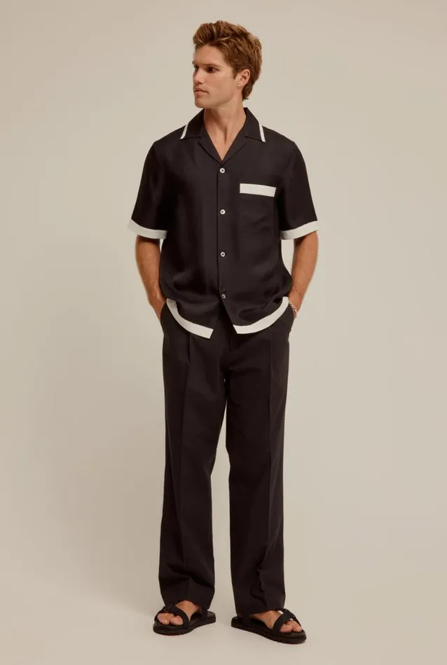 Man Venroy Shirts Silk Frayed Border Camp Collar Shirt