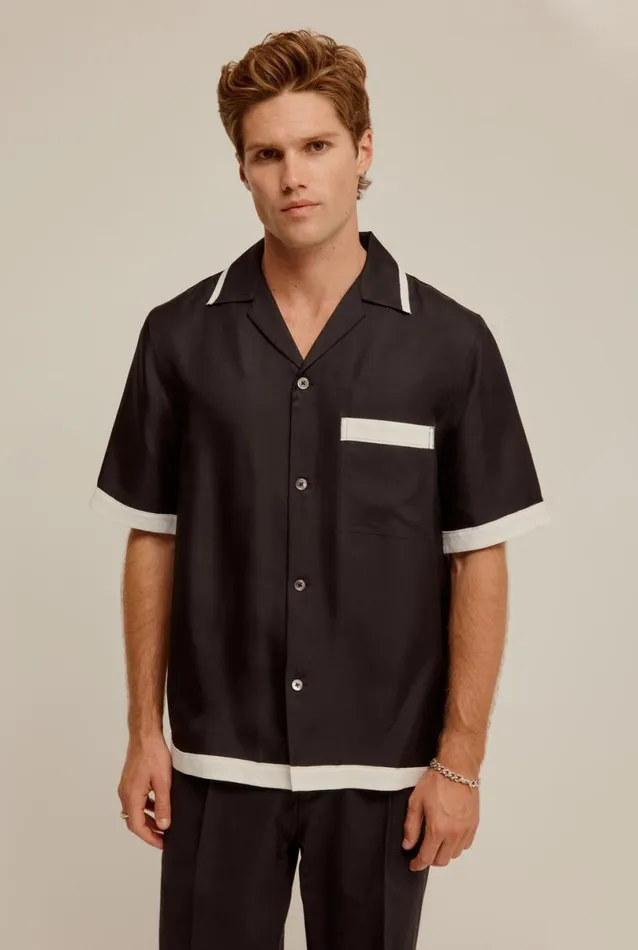 Man Venroy Shirts Silk Frayed Border Camp Collar Shirt