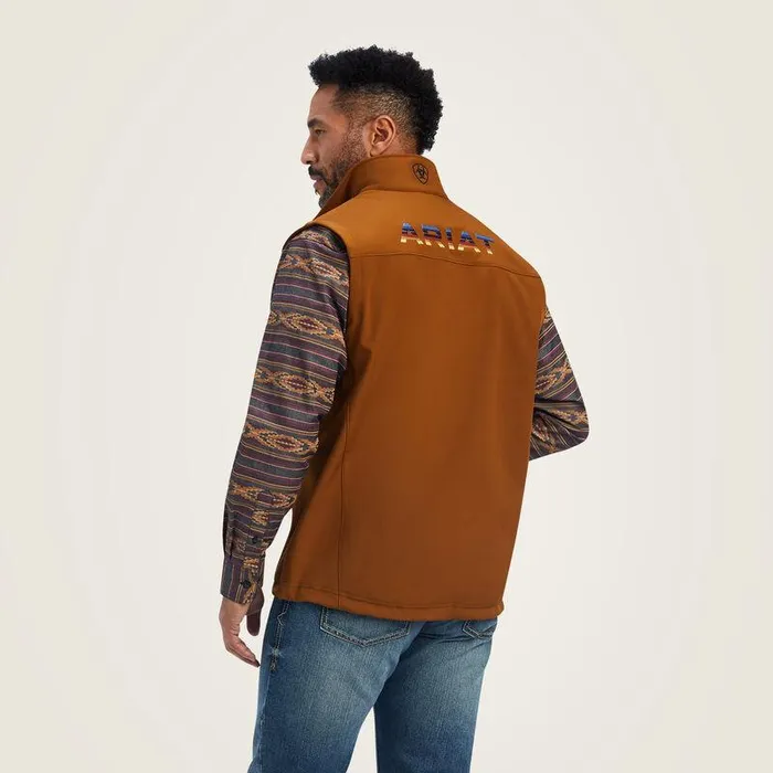 Men Jackets and Vests Ariat Logo 20 Softshell Vest Chestnut Men Jackets and Vests Ariat Logo 20 Softshell Vest Chestnut