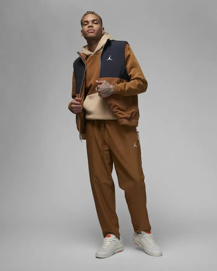 Men Nike Jackets Jordan Essentials Light British Tanlight British Tansail