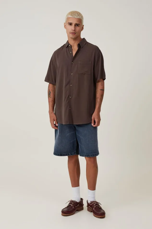 Men Shirts and Polos Cotton On Cuban Short Sleeve Shirt Ashen Brown