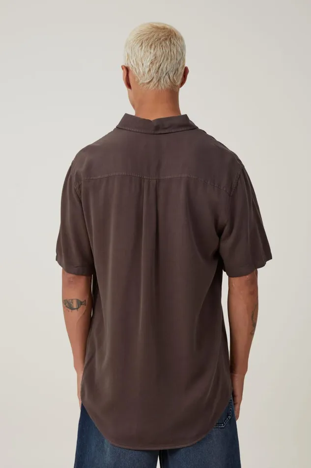 Men Shirts and Polos Cotton On Cuban Short Sleeve Shirt Ashen Brown