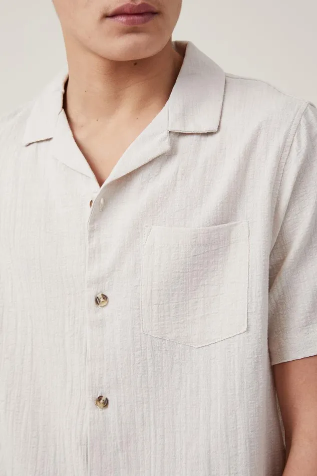 Men Shirts and Polos Cotton On Riviera Short Sleeve Shirt Light Taupe
