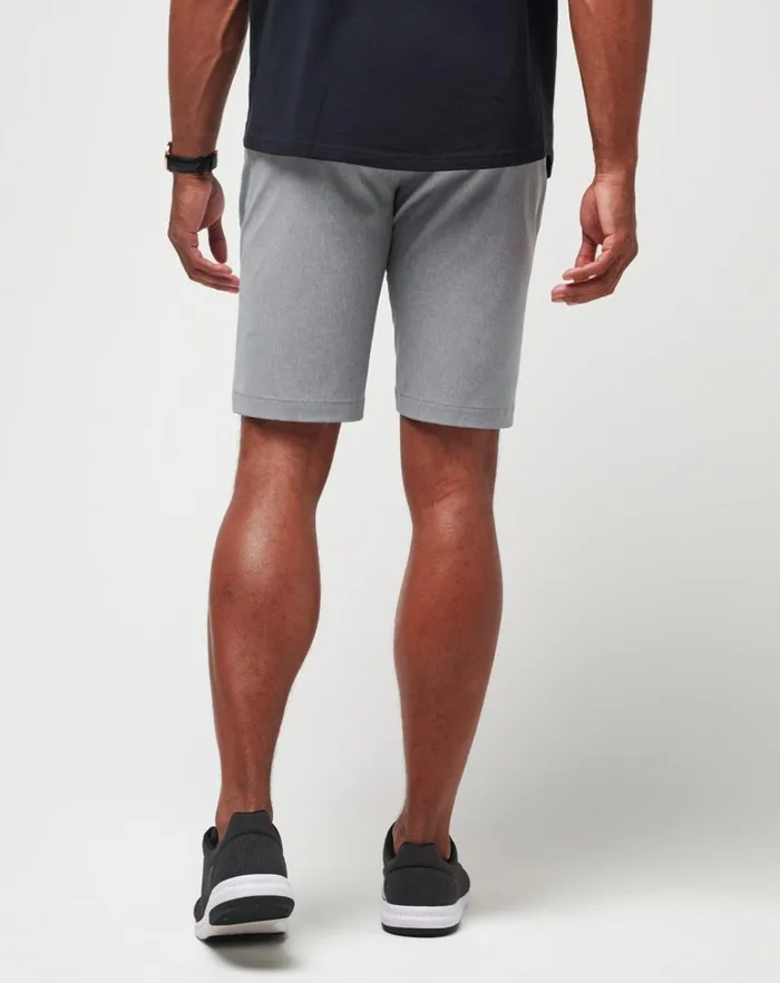 Men Shorts TravisMathew BECK SHORT 95IN Light Grey Men Shorts TravisMathew BECK SHORT 95IN Light Grey