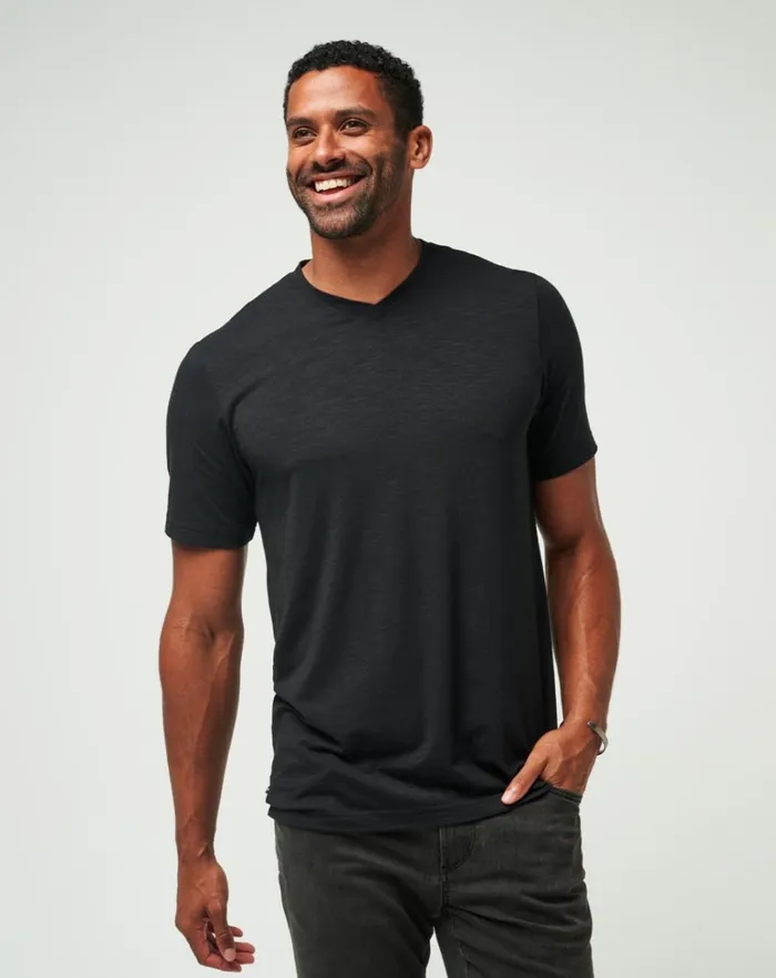 Men Tees TravisMathew CLOUD TEE Black