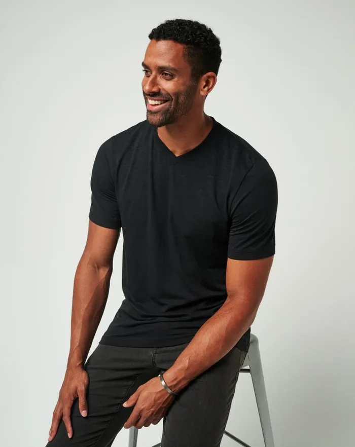 Men Tees TravisMathew CLOUD TEE Black Men Tees TravisMathew CLOUD TEE Black
