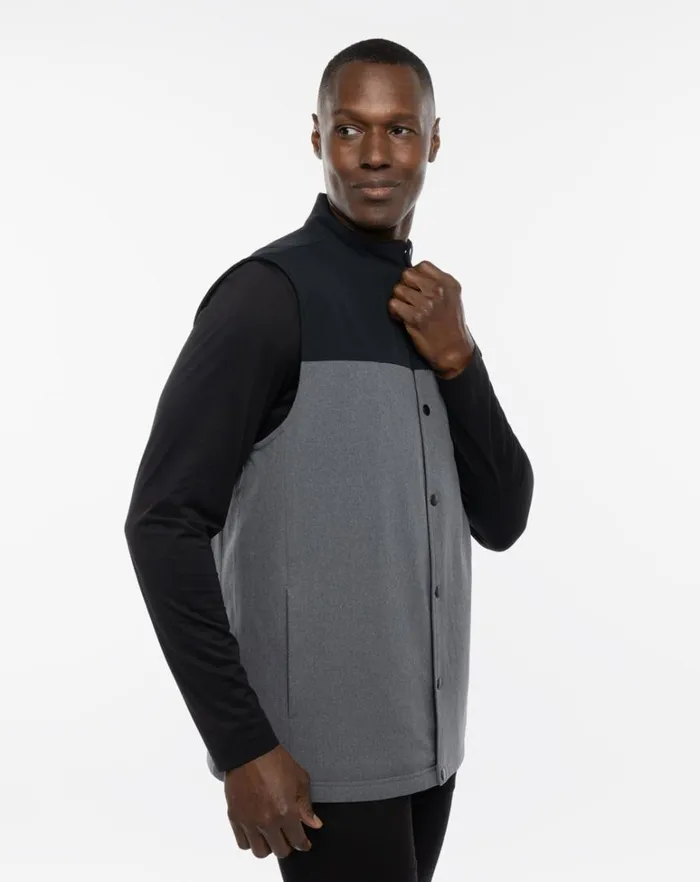 Men Vests TravisMathew NAVIGATIONAL REPORT VEST Black Men Vests TravisMathew NAVIGATIONAL REPORT VEST Black