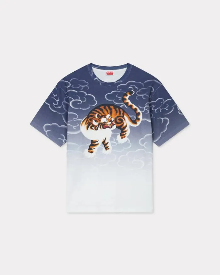 MenWomen 039KENZO Cloud Tiger039 Genderless Oversized Tshirt In Cotton Multicolor Kenzo Tshirts And Polos MenWomen 039KENZO Cloud Tiger039 Genderless Oversized Tshirt In Cotton Multicolor Kenzo Tshirts And Polos
