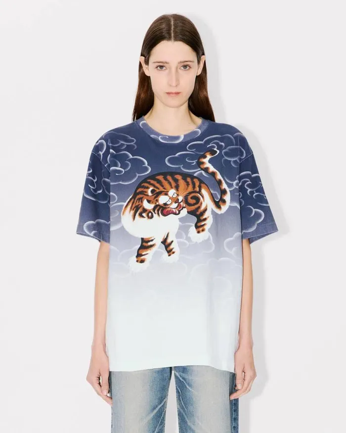 MenWomen 039KENZO Cloud Tiger039 Genderless Oversized Tshirt In Cotton Multicolor Kenzo Tshirts And Polos