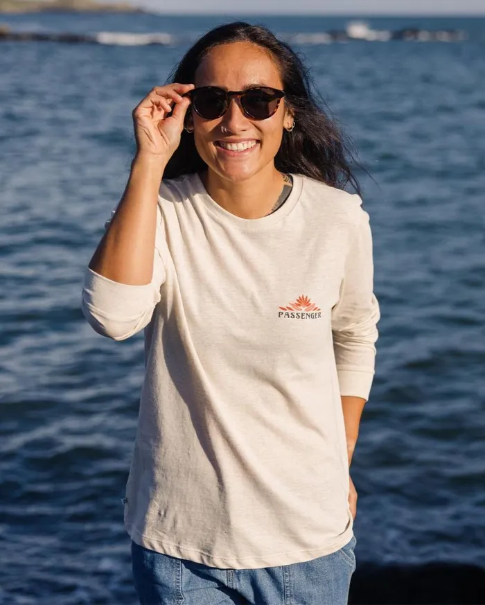 Passenger Clothing Bud Recycled Cotton LS TShirt Milky Marl Women Tops and TShirts