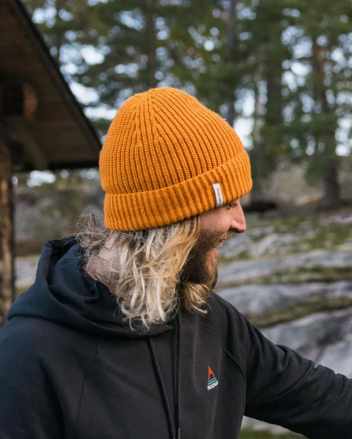 Passenger Clothing Compass Recycled 20 Beanie Sunrise Orange WomenMen Beanies