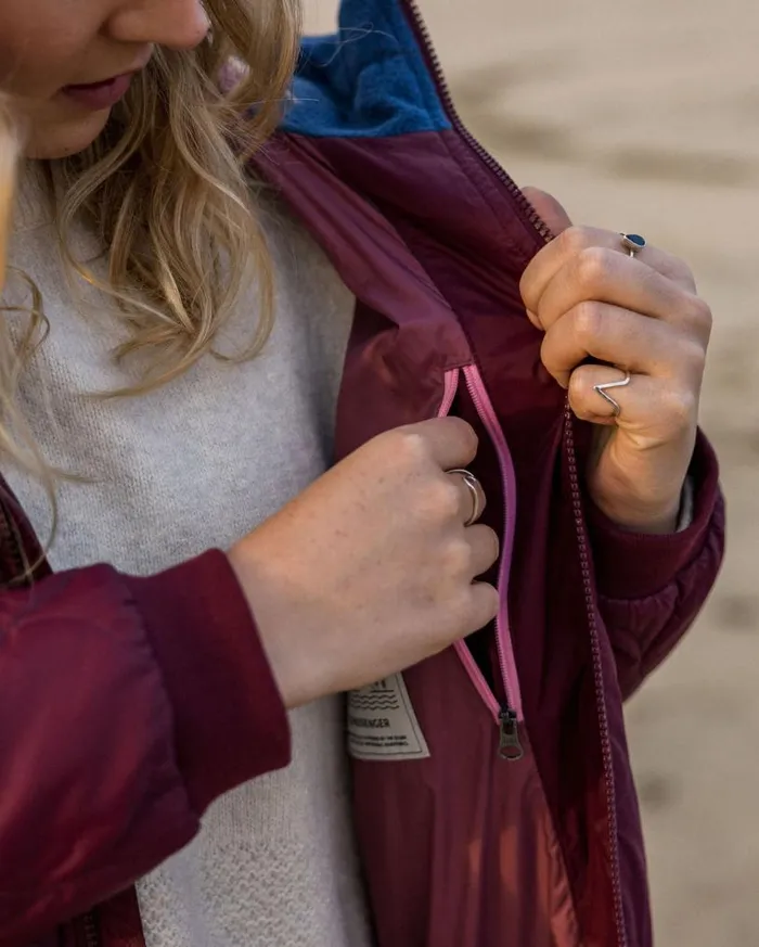 Passenger Clothing Flora 20 Long Recycled Insulated Parka Wine Women Jackets