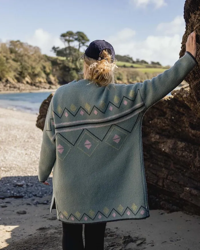 Passenger Clothing Leif Recycled Yarn Cardigan Pistachio Women Knitwear