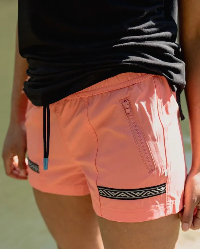 Passenger Clothing Shallows All Purpose Short Shell Pink Women Activewear
