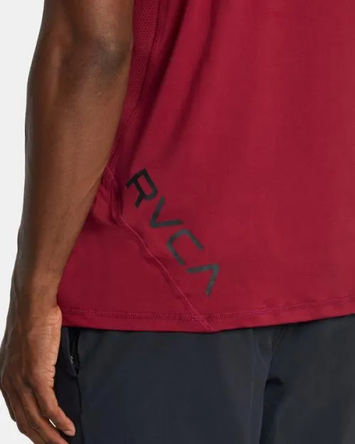 Rvca Sport Vent Performance Tee Deep Magenta SportMen Short Sleeves