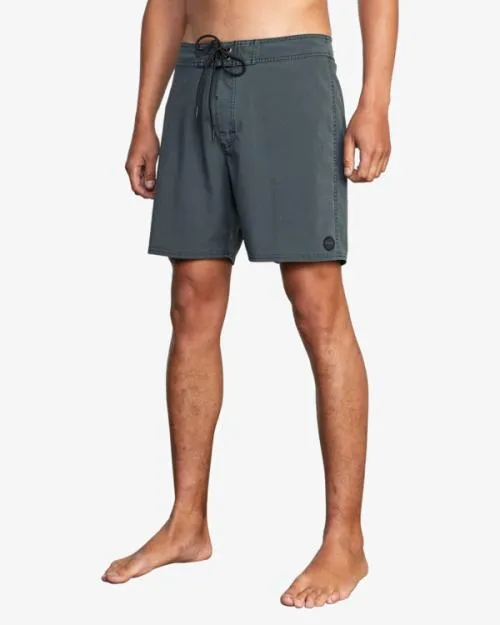 Rvca VA Pigment Boardshorts 18034 Rvca Black Men Boardshorts