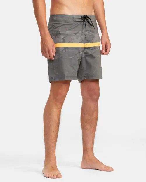 Rvca Westport Hawaii Print Boardshorts 17034 Black Camo Men Boardshorts