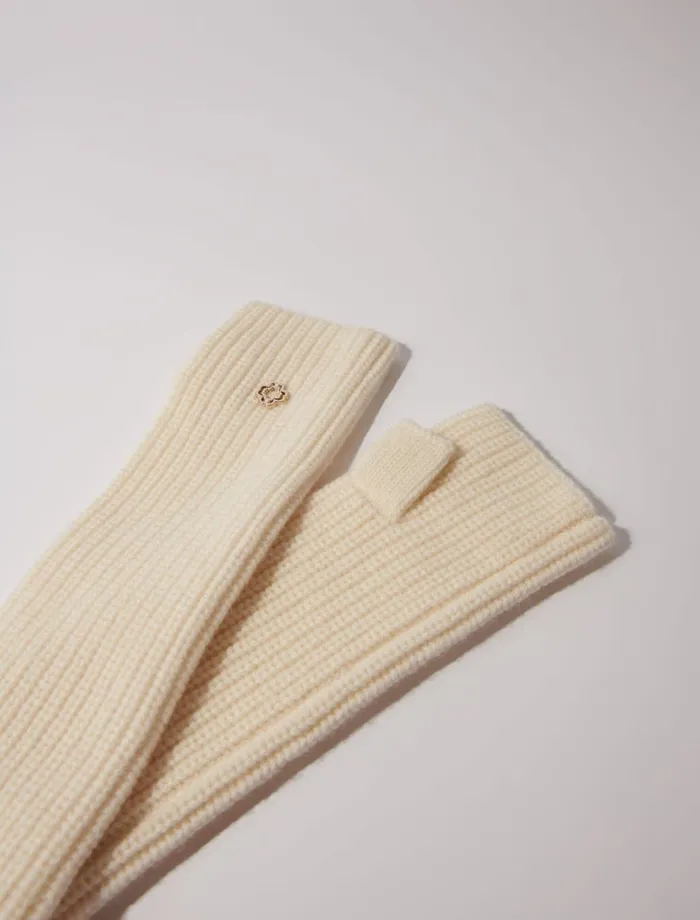 Scarves and Ponchos Women Maje Wool And Cashmere Mittens Ecru